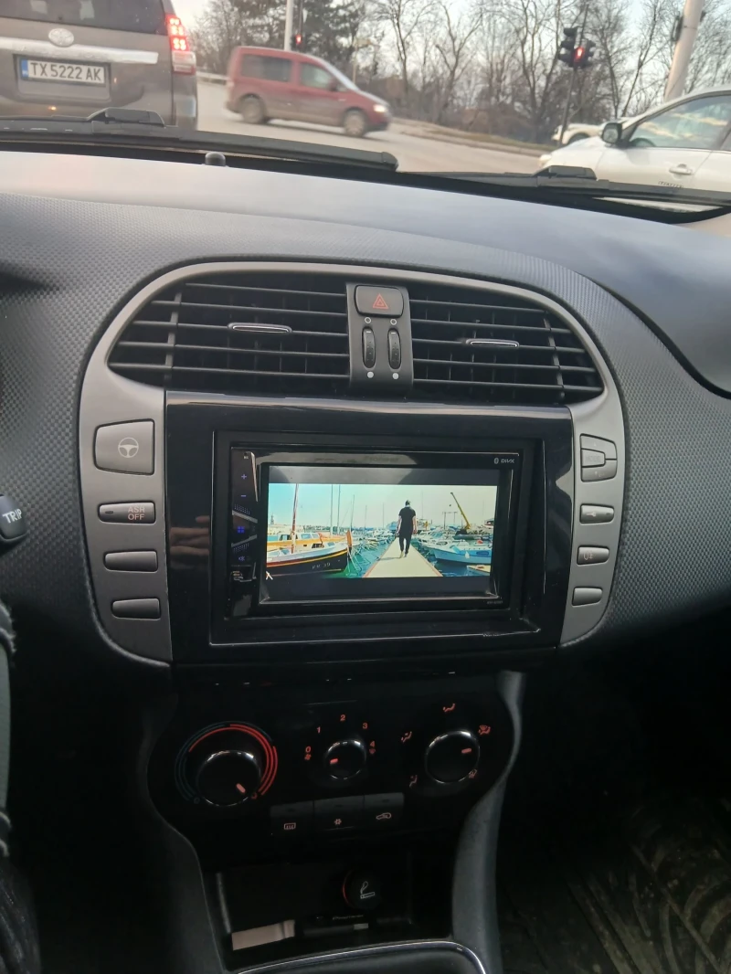 Fiat Bravo 1.4i Euro5A, снимка 13 - Автомобили и джипове - 53020696