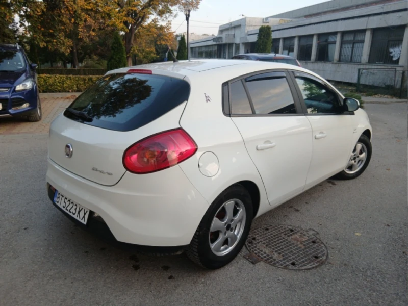 Fiat Bravo 1.4i Euro5A, снимка 11 - Автомобили и джипове - 53020696