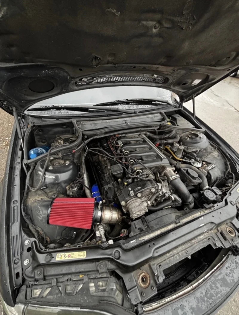 BMW 330 Xdrive, снимка 13 - Автомобили и джипове - 53042528