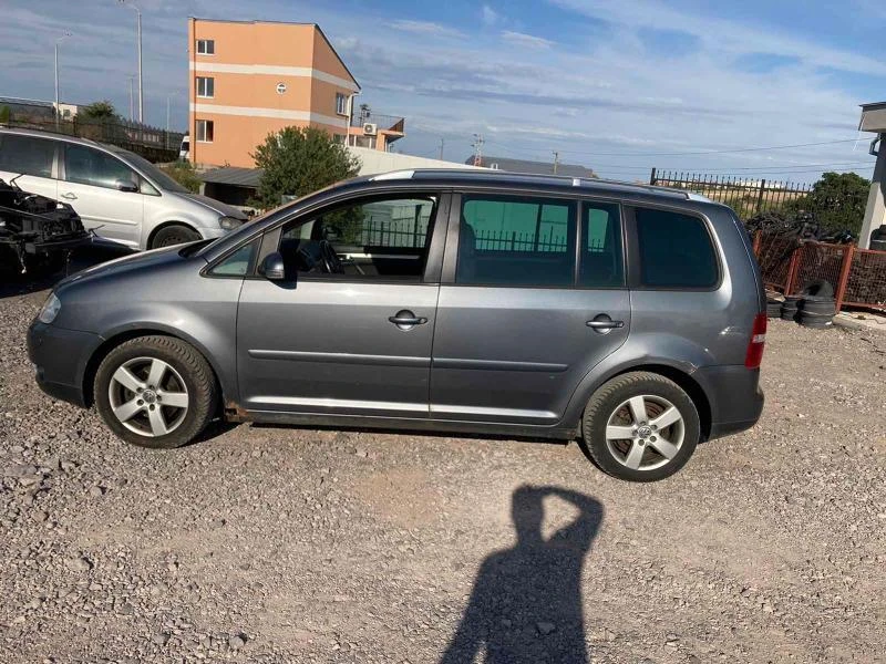 VW Touran 1,9 BLS Auto На части, снимка 3 - Автомобили и джипове - 34595872