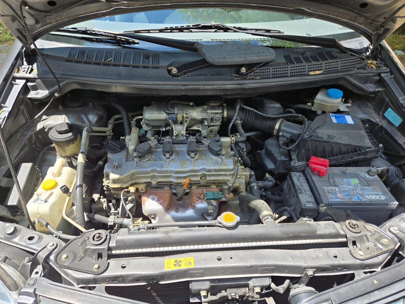Nissan Almera tino Tino - изображение 7