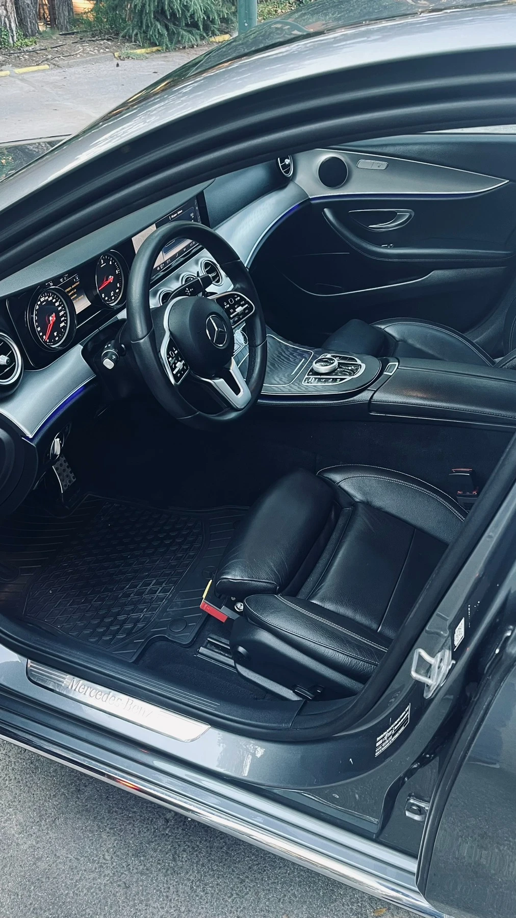 Mercedes-Benz E 220  - изображение 9
