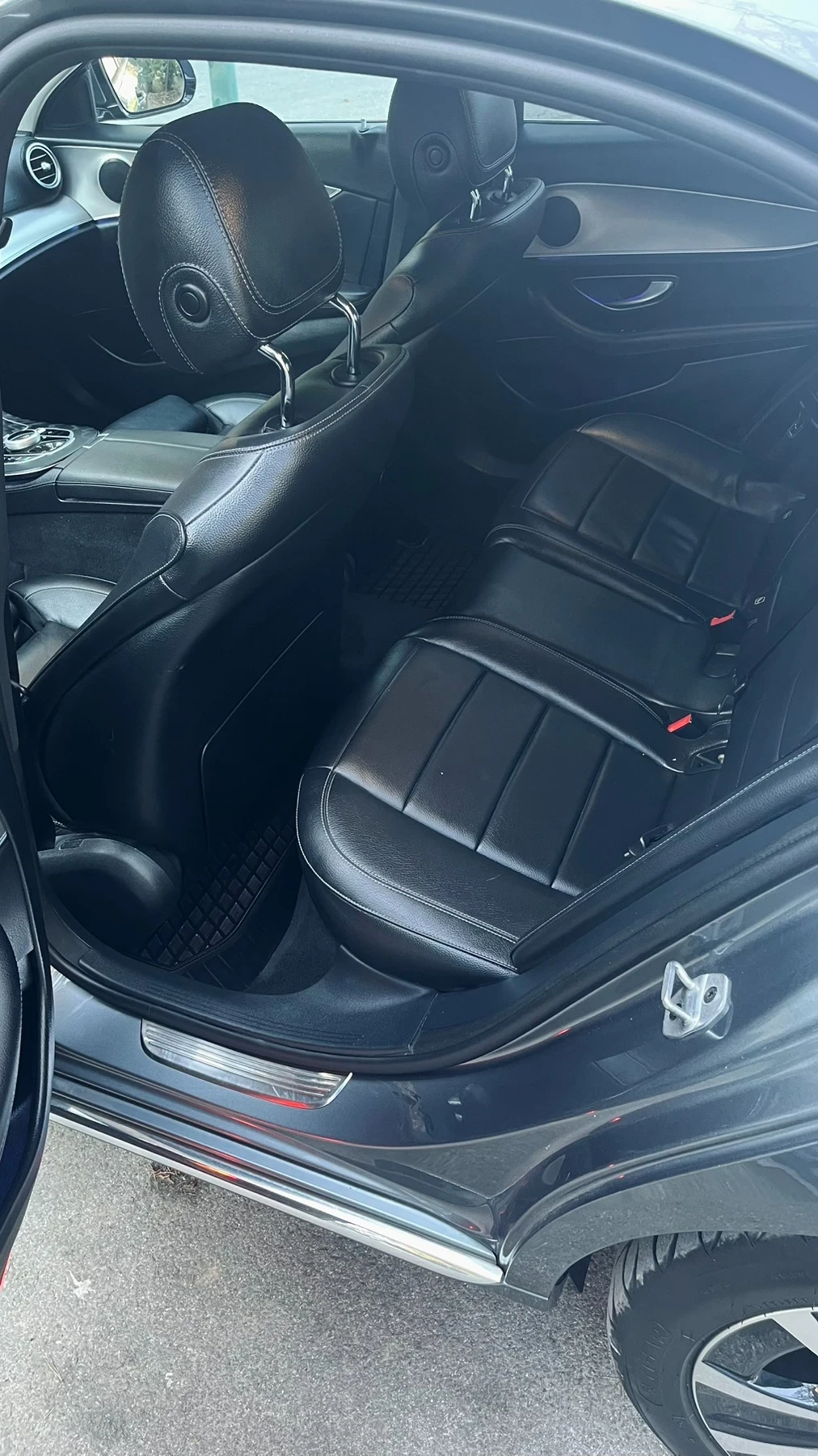 Mercedes-Benz E 220  - изображение 10