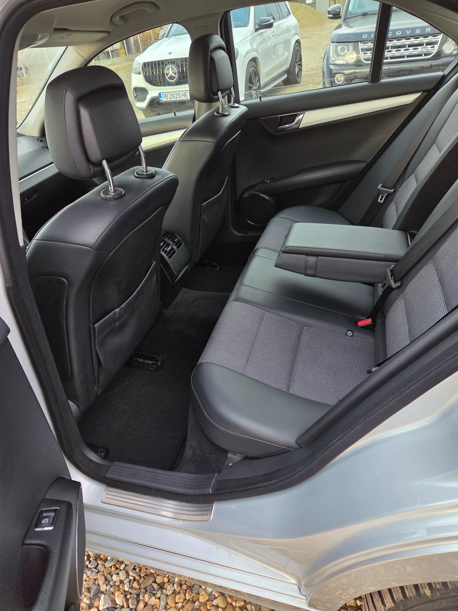 Mercedes-Benz C 220 2.2 сdi 170 k.c Avangarde  | Mobile.bg — изображение 16