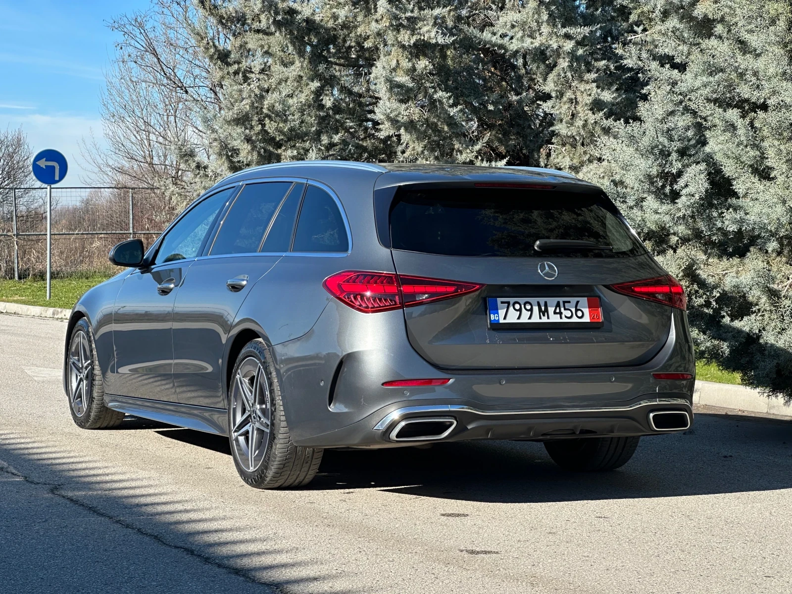 Mercedes-Benz C 220 D/3xAMG Line/KylessGo/Distronic+ /FULL LED/Ambi - изображение 7