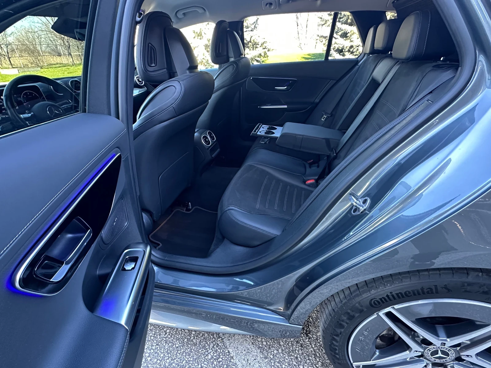 Mercedes-Benz C 220 D/3xAMG Line/KylessGo/Distronic+ /FULL LED/Ambi - изображение 10