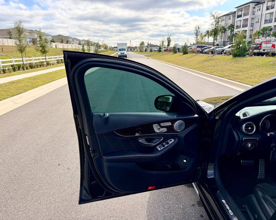 Mercedes-Benz C 43 AMG * АвтоКредит* Цена до БГ - изображение 8