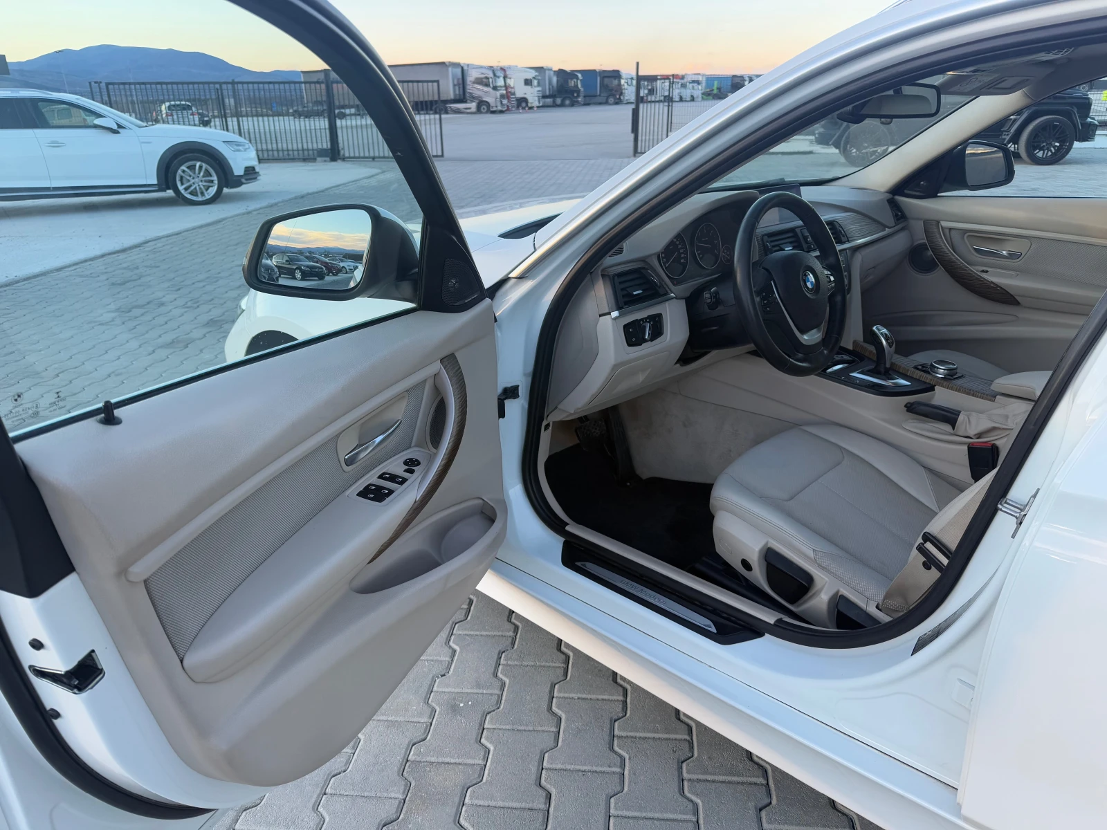 BMW 320 2.0xd Face lift Собствен лизинг !!! - изображение 10