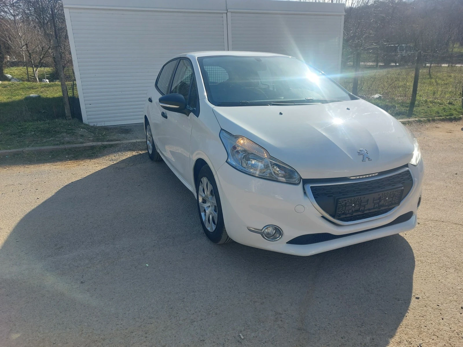 Peugeot 208 1.4d.68ks.N1 Обслужен, снимка 3 - Автомобили и джипове - 53774222