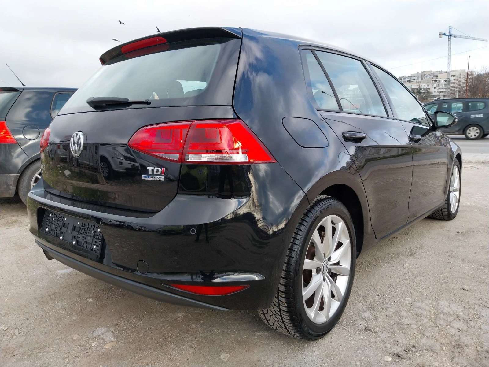 VW Golf 1.6 TDI* DSG* H.LINE* , снимка 7 - Автомобили и джипове - 53992598