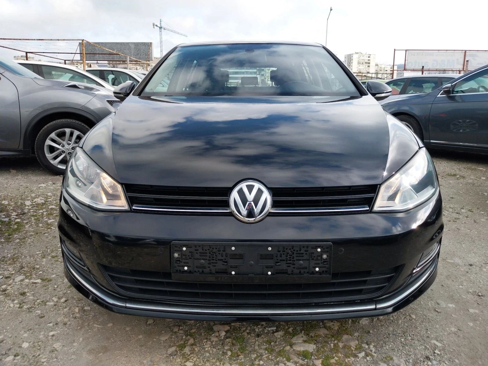 VW Golf 1.6 TDI* DSG* H.LINE* , снимка 2 - Автомобили и джипове - 53992598