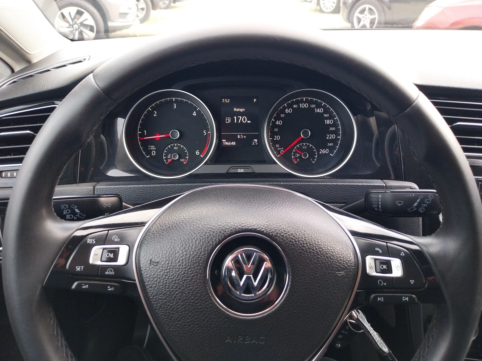 VW Golf 1.6 TDI* DSG* H.LINE* , снимка 14 - Автомобили и джипове - 53992598