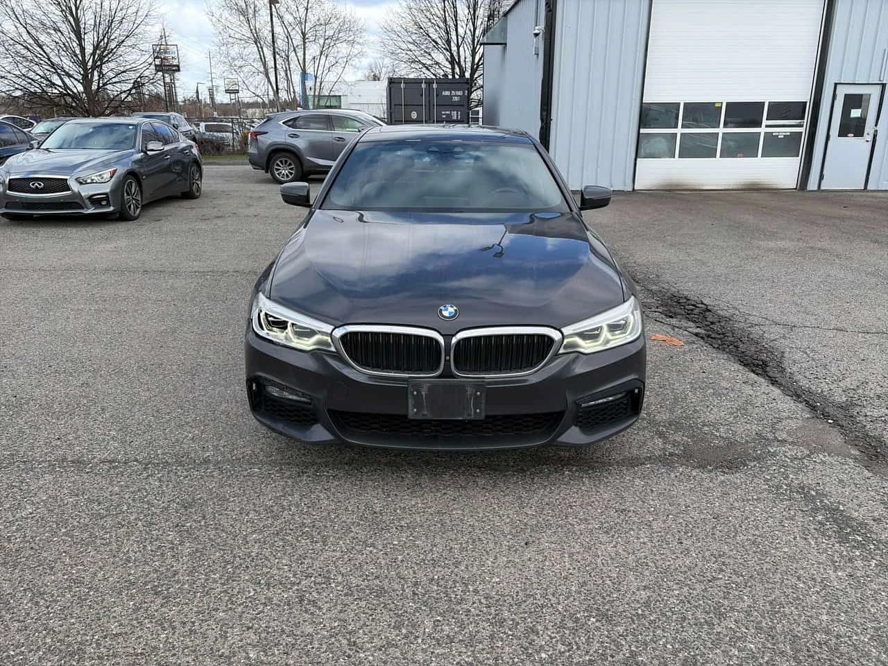 BMW 530 * 530i xDrive * CARFAX * ЦЕНА ДО БГ, снимка 5 - Автомобили и джипове - 54400537