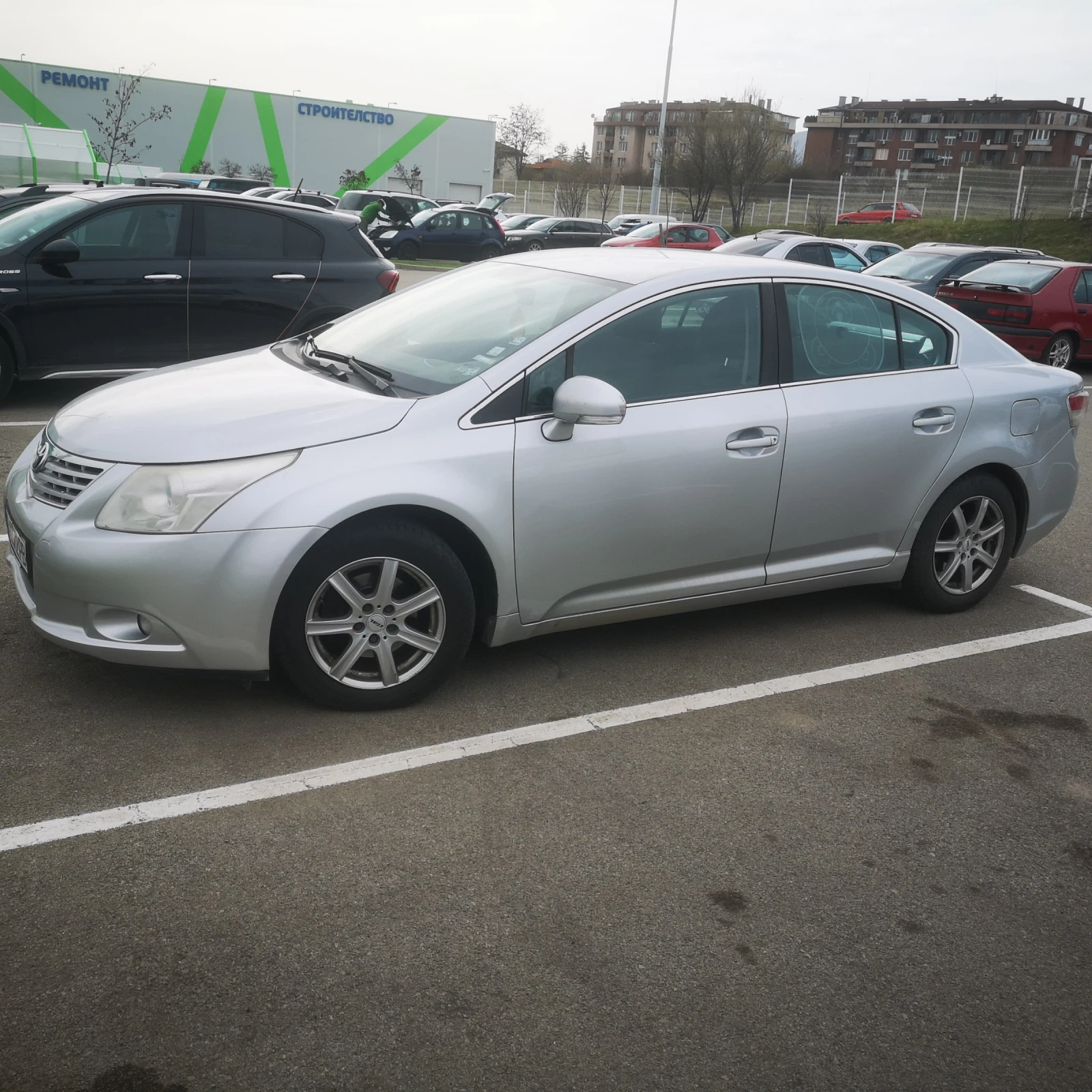 Toyota Avensis, снимка 4 - Автомобили и джипове - 54631048