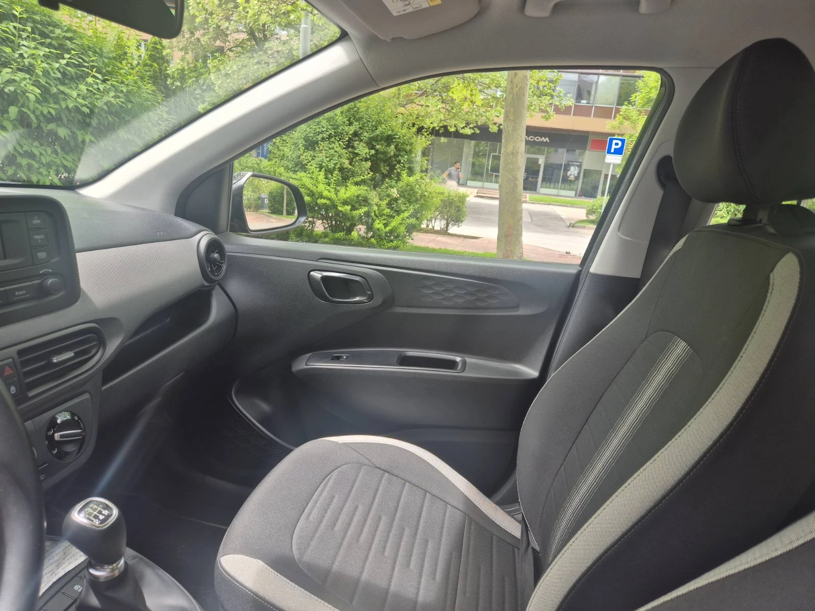 Hyundai I10 1.2 84 к.с., снимка 6 - Автомобили и джипове - 54662915