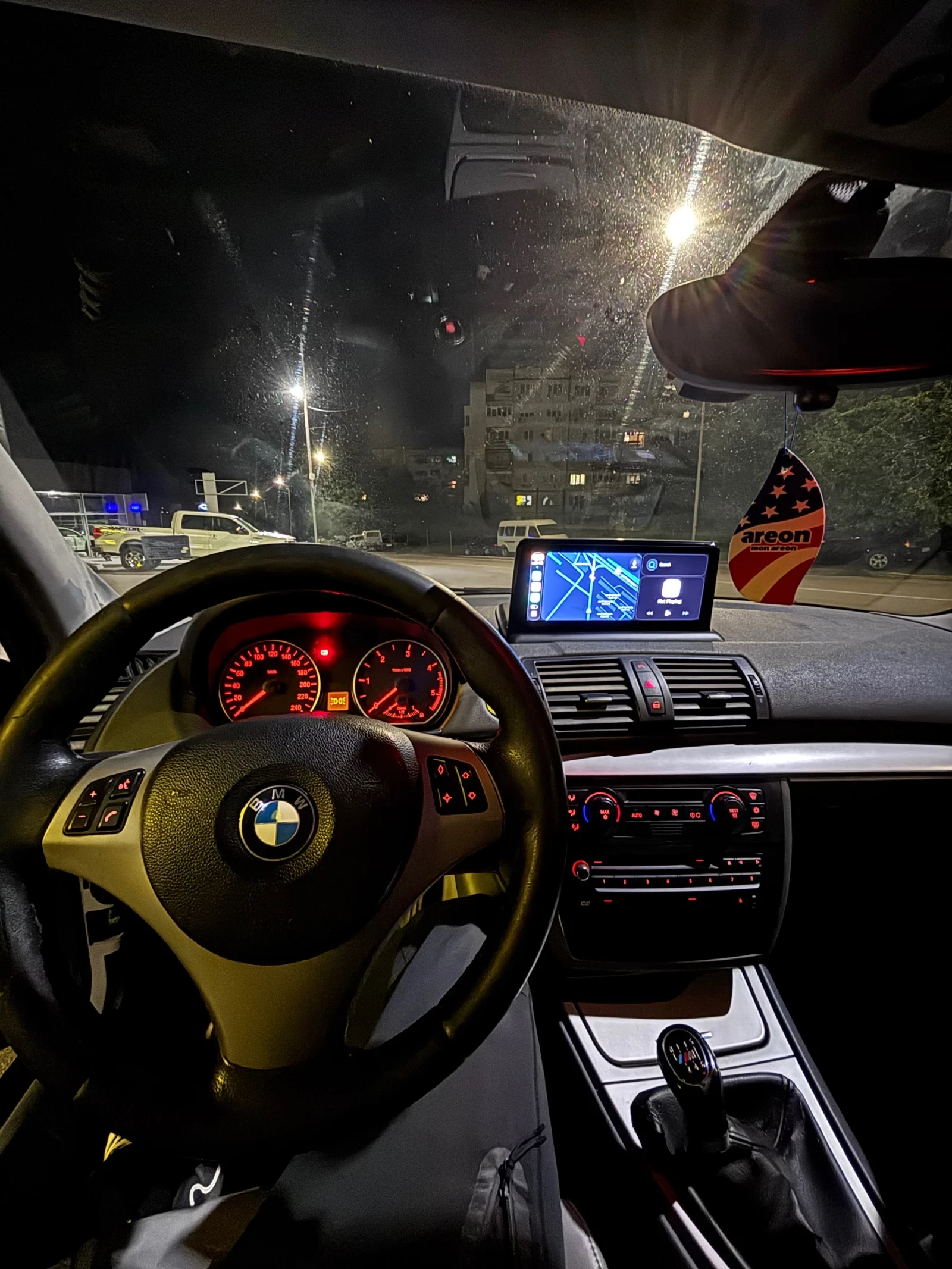 BMW 120 Е87 2.0D 163 к.с. , снимка 12 - Автомобили и джипове - 54732077