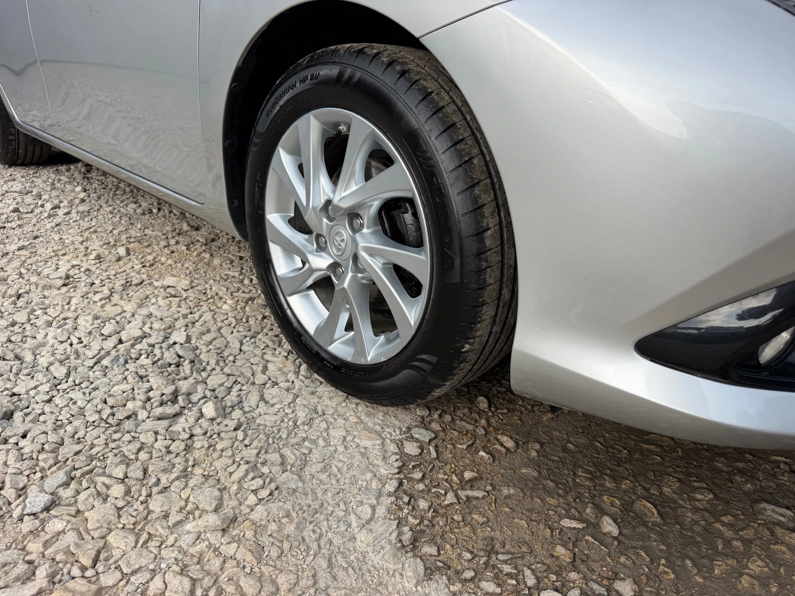 Toyota Auris 1.6D4D* TOP* Face* NAVI* Evro6, снимка 16 - Автомобили и джипове - 54745346