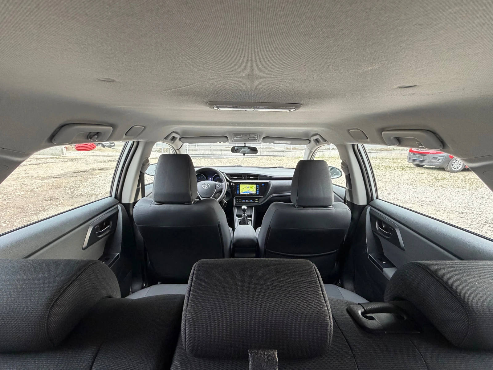 Toyota Auris 1.6D4D* TOP* Face* NAVI* Evro6, снимка 8 - Автомобили и джипове - 54745346