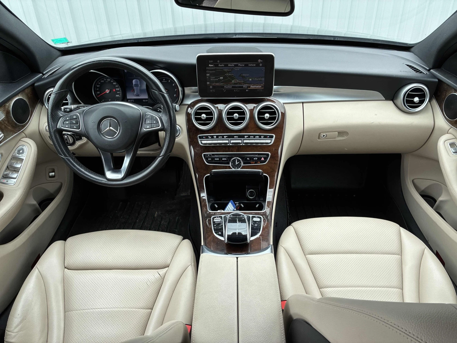Mercedes-Benz C 300, снимка 7 - Автомобили и джипове - 55125090