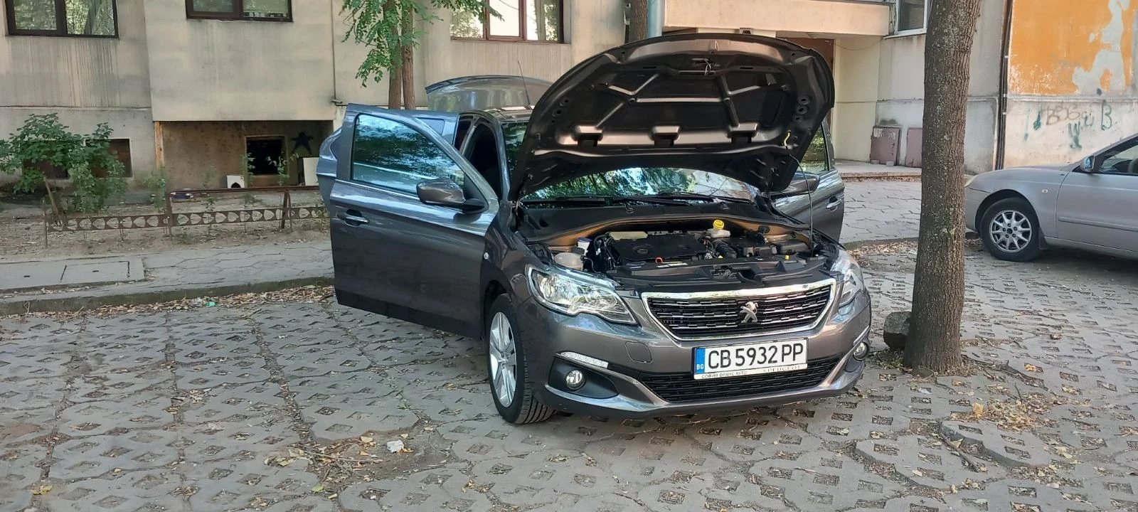 Peugeot 301, снимка 13 - Автомобили и джипове - 55584762