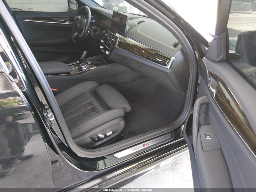 BMW 540 I XDRIVE* TURBO 335HP* КЛИП НА МОТОРА, снимка 5 - Автомобили и джипове - 55639582