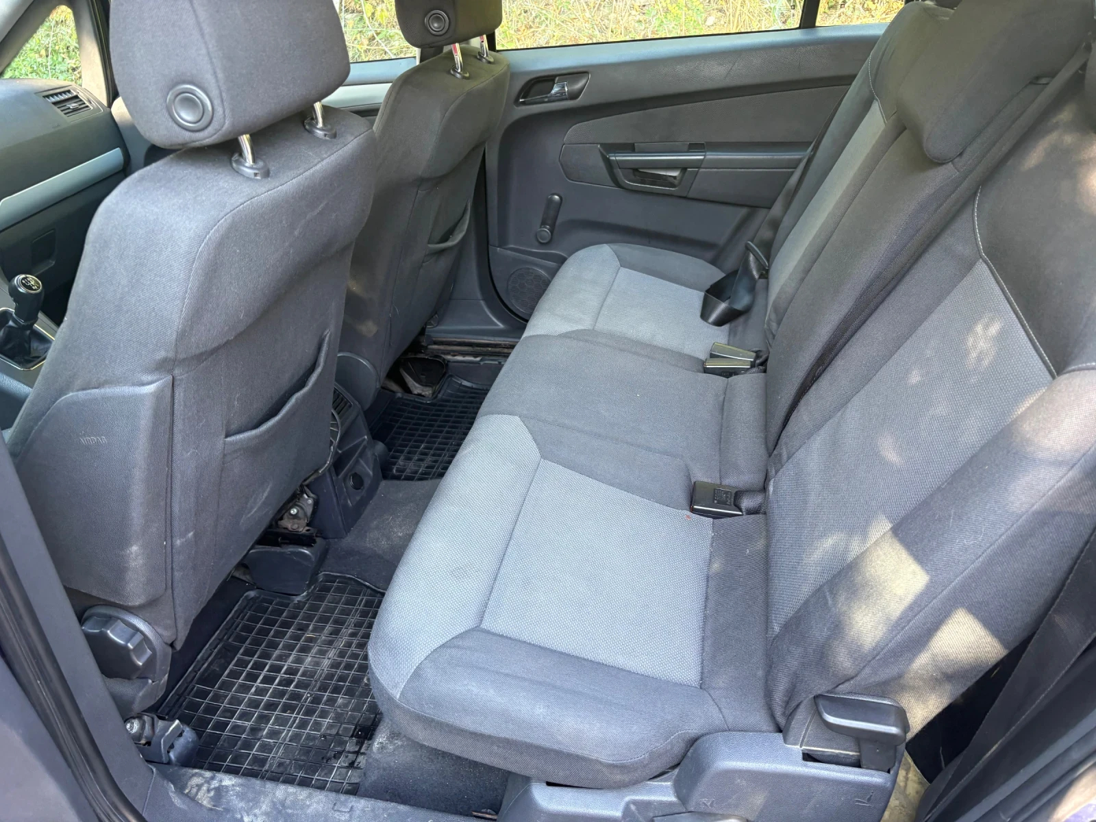 Opel Zafira 1.6i  6+ 1, снимка 4 - Автомобили и джипове - 55842010