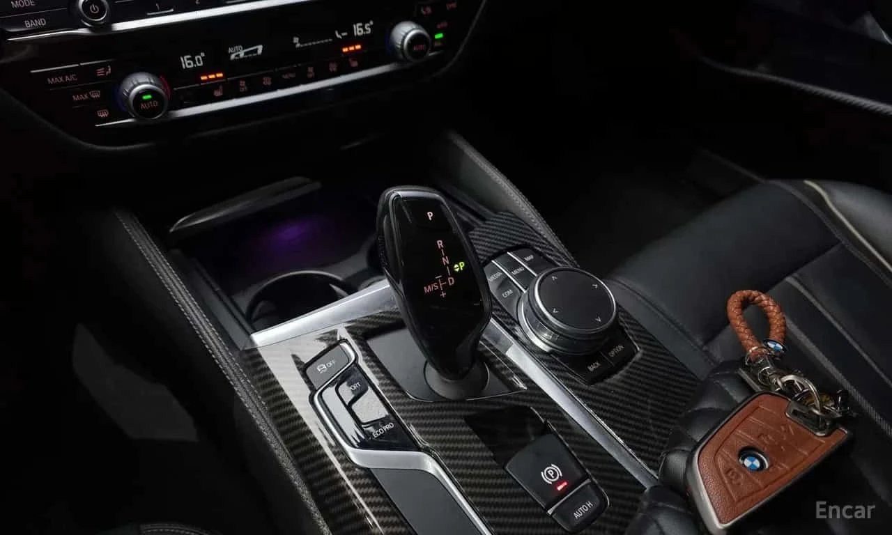 BMW 520 * 520i Luxury * , снимка 9 - Автомобили и джипове - 56736235