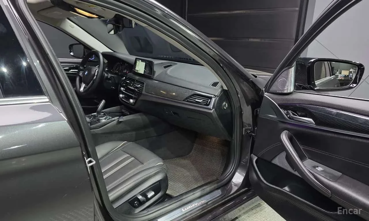 BMW 520 * 520i Luxury * , снимка 11 - Автомобили и джипове - 56736235