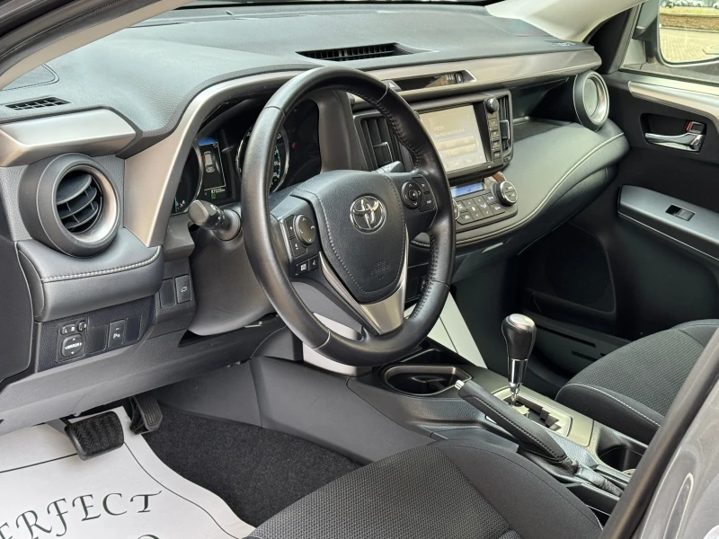 Toyota Rav4 2.5HYBRID-KEYLESS GO-НАВИ-КАМЕРА-КАТО НОВА-87Х.КМ!, снимка 9 - Автомобили и джипове - 48840189