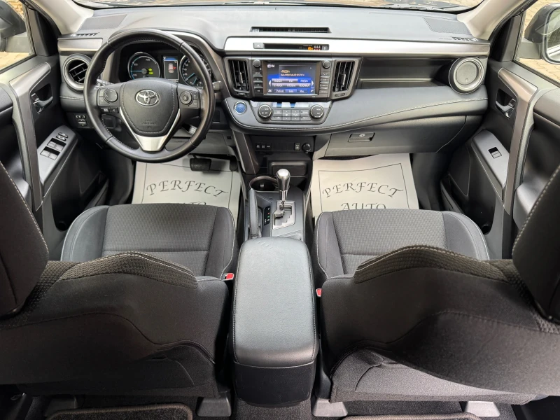 Toyota Rav4 2.5HYBRID-KEYLESS GO-НАВИ-КАМЕРА-КАТО НОВА-87Х.КМ!, снимка 13 - Автомобили и джипове - 48840189