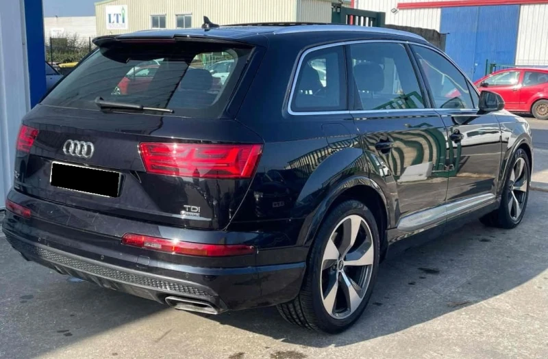 Audi Q7  3.0TDI Quattro S-Line 7-Seater, снимка 6 - Автомобили и джипове - 49174747