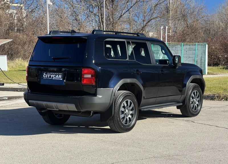 Toyota Land cruiser 250/2.8 D-4D/EXECUTIVE/360 CAMERA/7-МЕСТЕН/НАЛИЧЕН, снимка 6 - Автомобили и джипове - 52010649