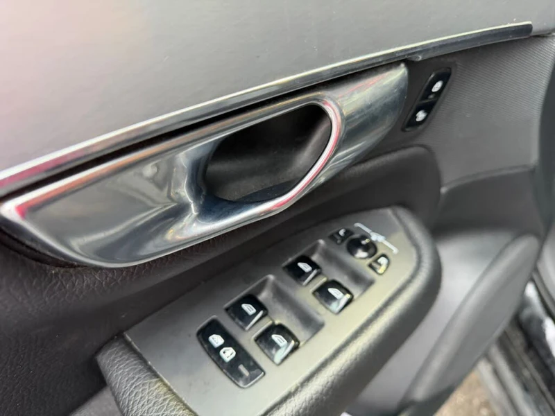 Volvo Xc90 T6 Momentum ПОДГРЕВ* 360CAM* PANO* BLINDSPOT* , снимка 17 - Автомобили и джипове - 52661562