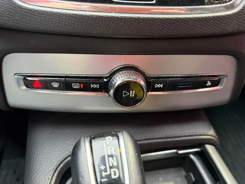 Volvo Xc90 T6 Momentum ПОДГРЕВ* 360CAM* PANO* BLINDSPOT* , снимка 11 - Автомобили и джипове - 52661562
