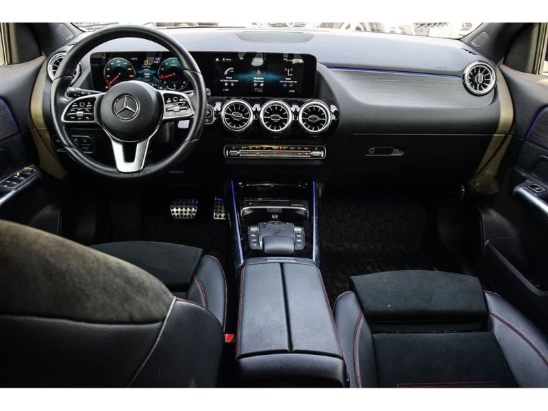 Mercedes-Benz GLA 250 AMG-pkg* 4Matic* Ambient* 360View* Масаж* Подгрев*, снимка 10 - Автомобили и джипове - 53024755