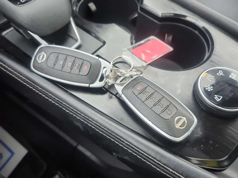 Nissan Rogue * PLATINUM * CARFAX * ЦЕНА ДО БГ, снимка 9 - Автомобили и джипове - 53593880