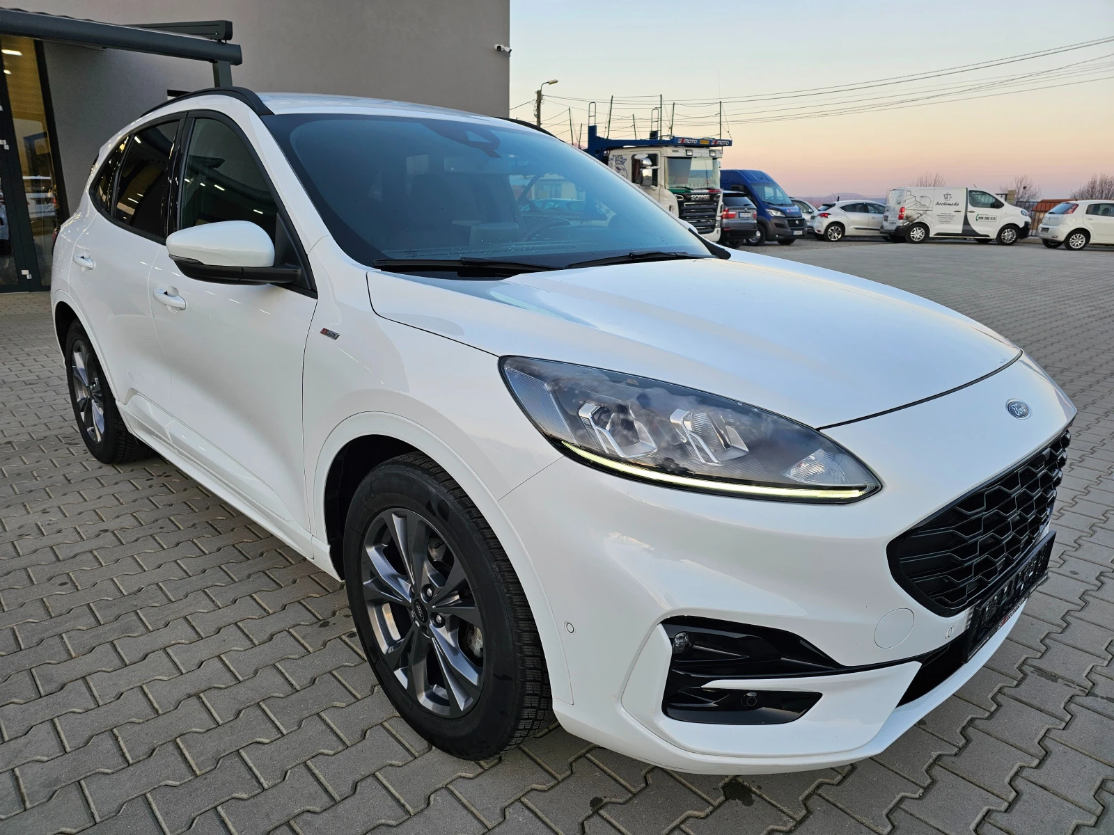Ford Kuga 1.5TDCI, ST-Line, Камера, Дистроник, Прак асист!, снимка 1