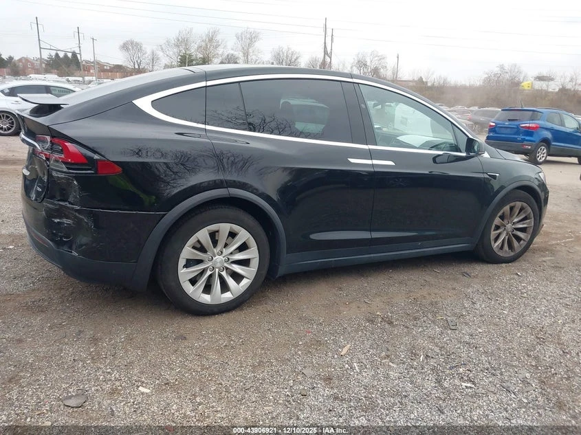 Tesla Model X 100D/75D/90D, снимка 4 - Автомобили и джипове - 54906914