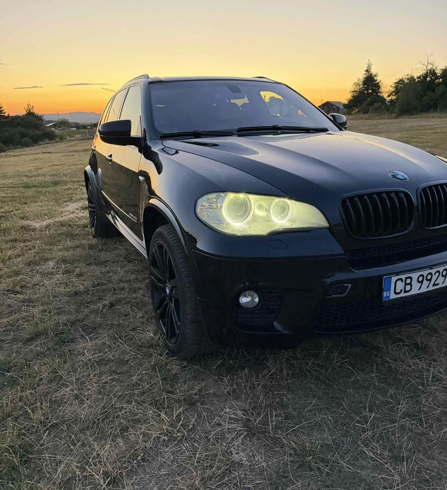 BMW X5 40d xDrive/M-Pack/СМЕНЕНИ ЛАГЕРИ/ВЕРИГА/6+ 1, снимка 3 - Автомобили и джипове - 55230279