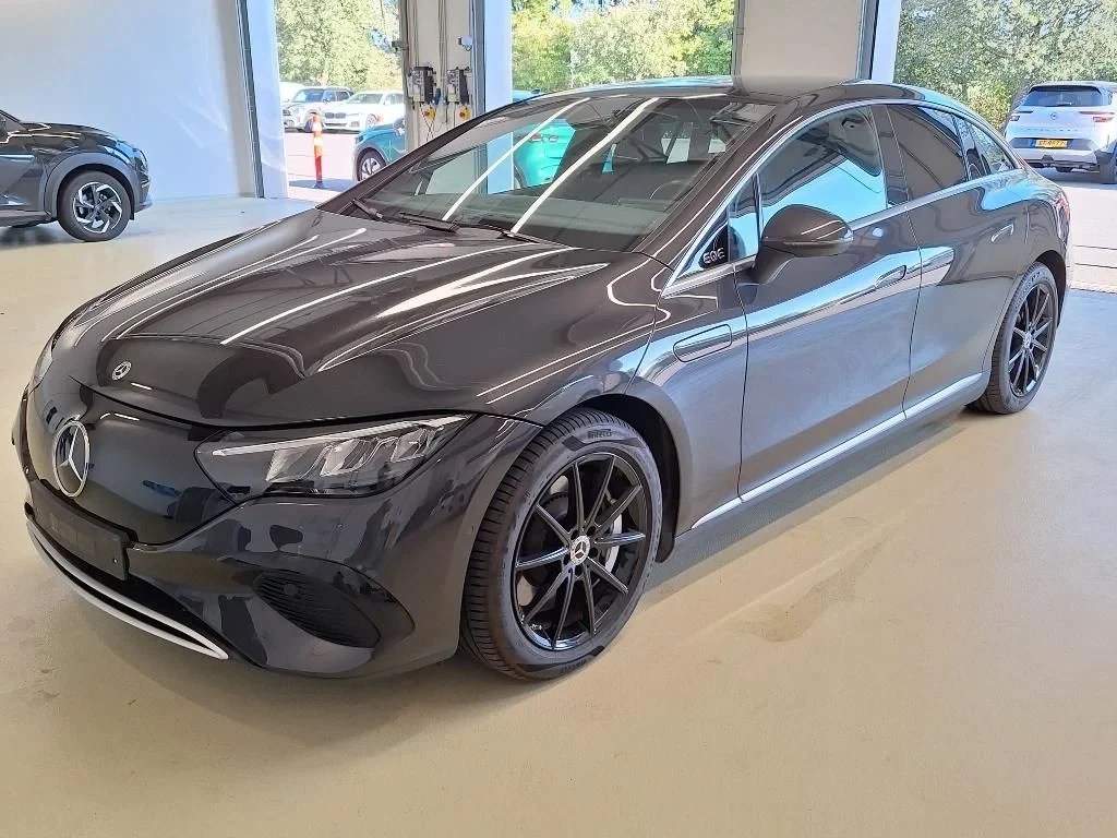 Mercedes-Benz EQE 300 BUSINESS LINE PANO LED LEATHER NAVI, снимка 3 - Автомобили и джипове - 56220066