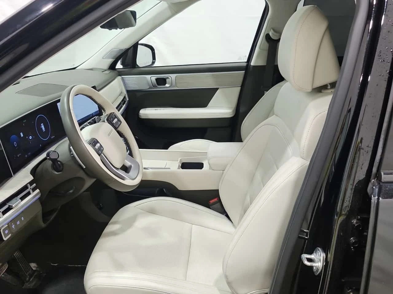 Hyundai Santa fe  Awd beige Interior | Ultimate CALIIGRAPHY, снимка 9 - Автомобили и джипове - 56313734