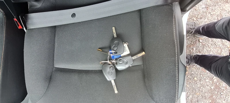 Renault Trafic 1.6 DCI 120  ХЛАДИЛЕН, снимка 15 - Бусове и автобуси - 53495686