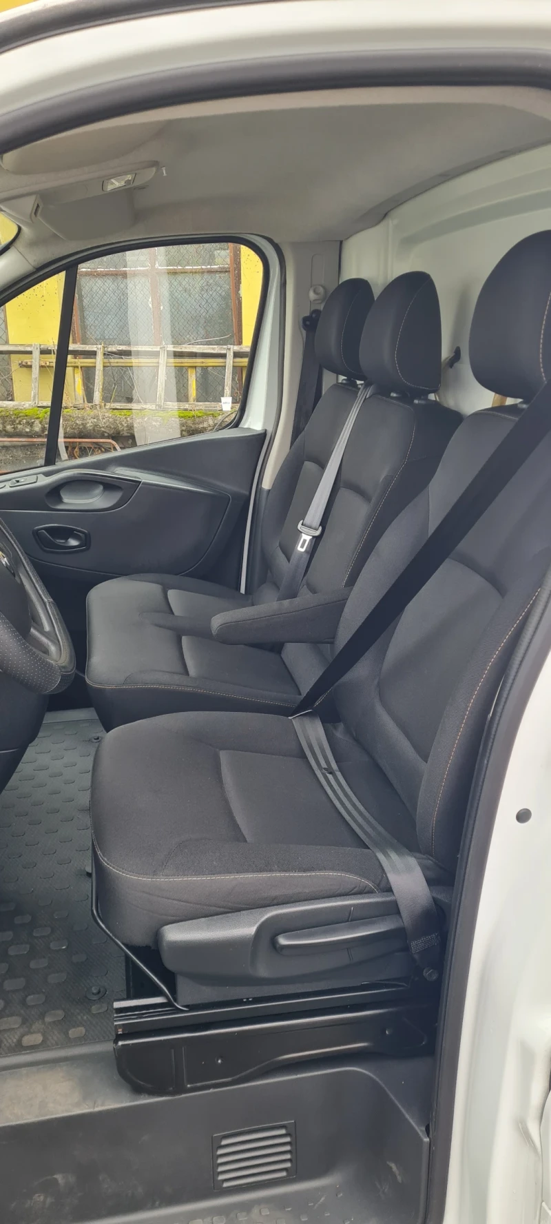 Renault Trafic 1.6 DCI 120  ХЛАДИЛЕН, снимка 6 - Бусове и автобуси - 53495686