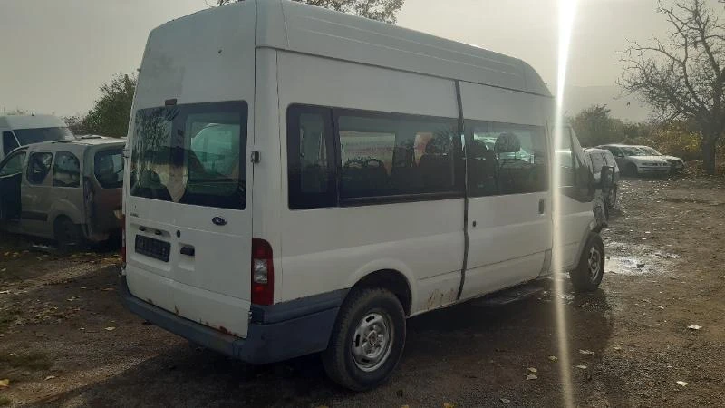 Ford Transit 2.4tdci/на части , снимка 4 - Бусове и автобуси - 34705246