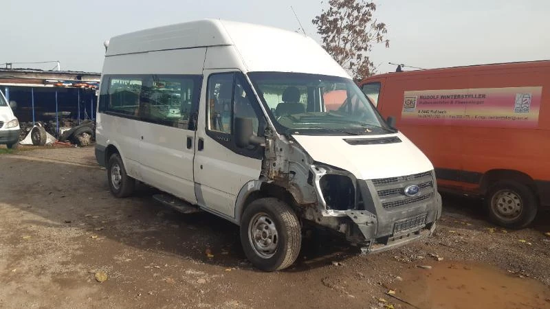 Ford Transit 2.4tdci/на части , снимка 2 - Бусове и автобуси - 34705246