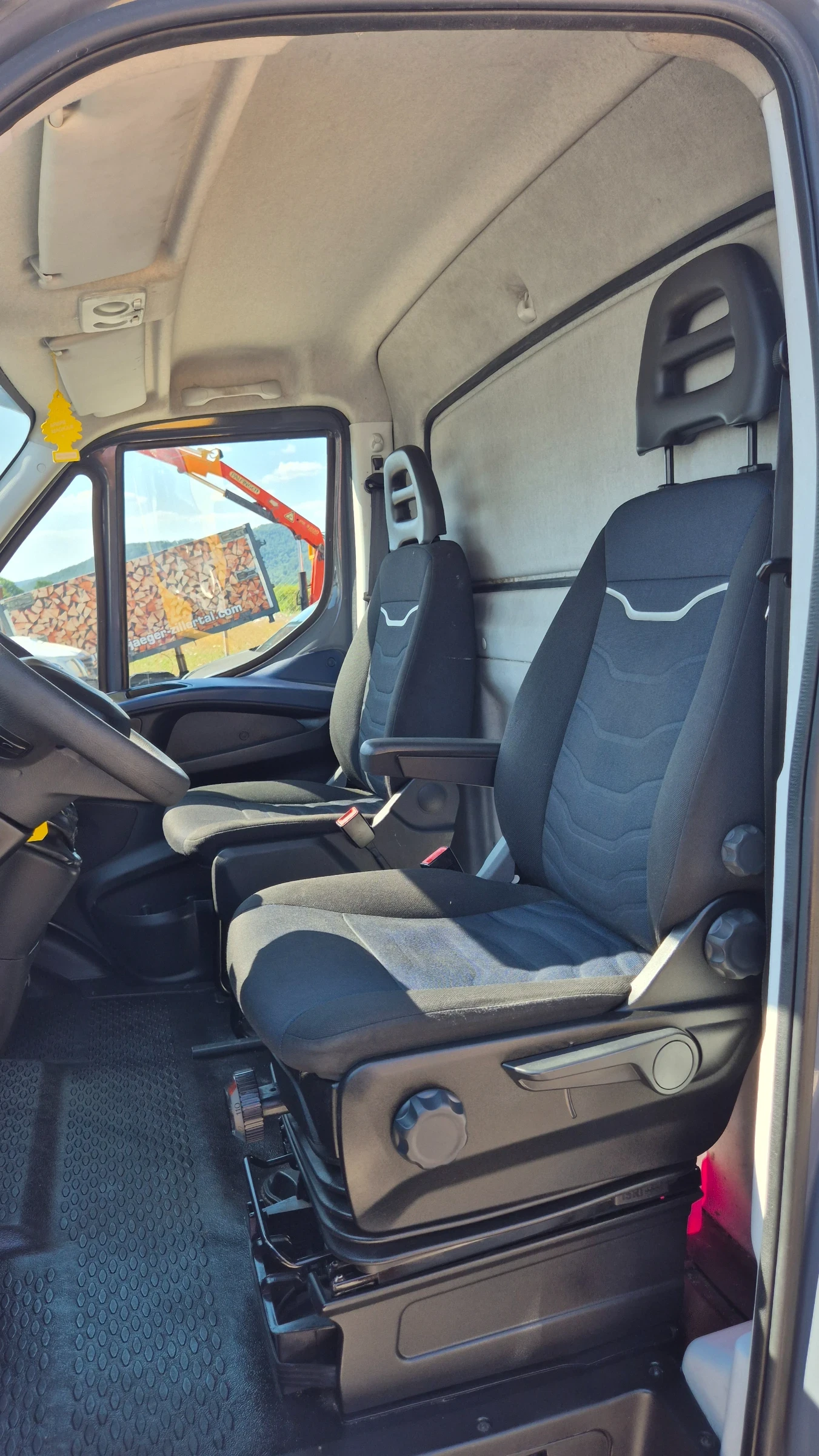 Iveco Daily 50c18* 3.5тона* 5метра* КЛИМА* , снимка 12 - Бусове и автобуси - 55543346