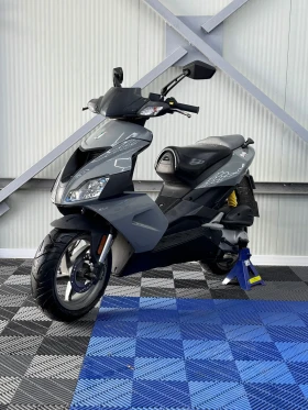 ������ Aprilia Sr