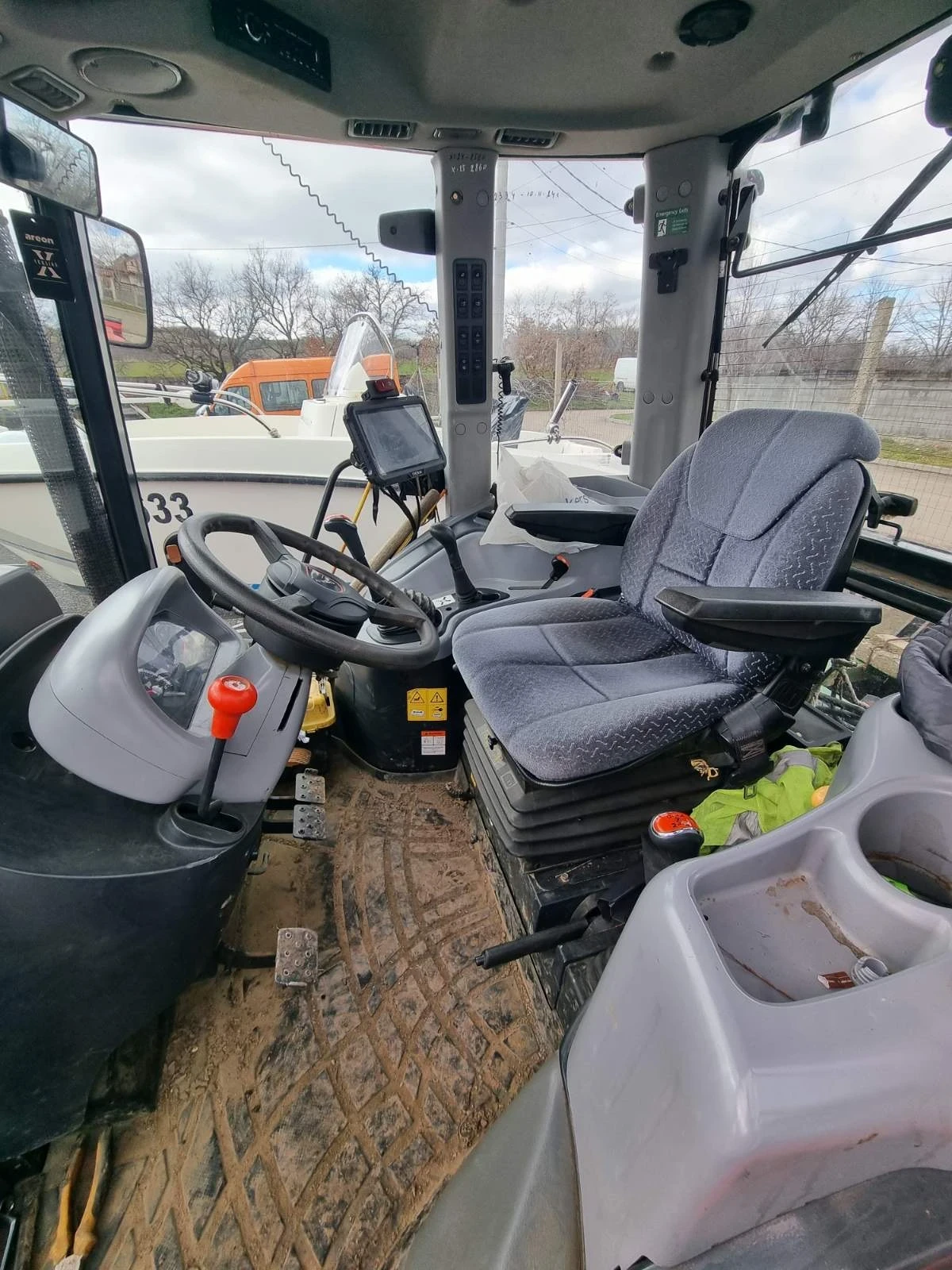 Трактор Kioti PX1153, снимка 7 - Селскостопанска техника - 54640970