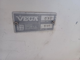 Моторна яхта Vega 615, снимка 14 - Воден транспорт - 45539297