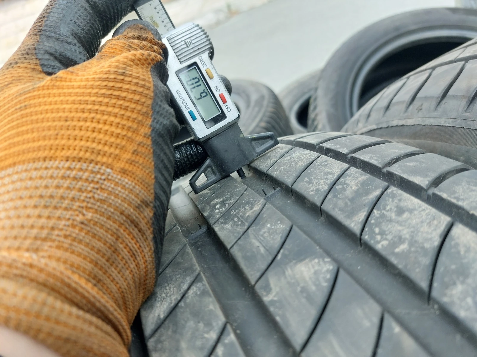 ���� 215/55R17 | Mobile.bg � ����������� 4